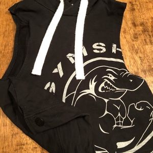 Women’s gym shark cropped muscle sleeveless top